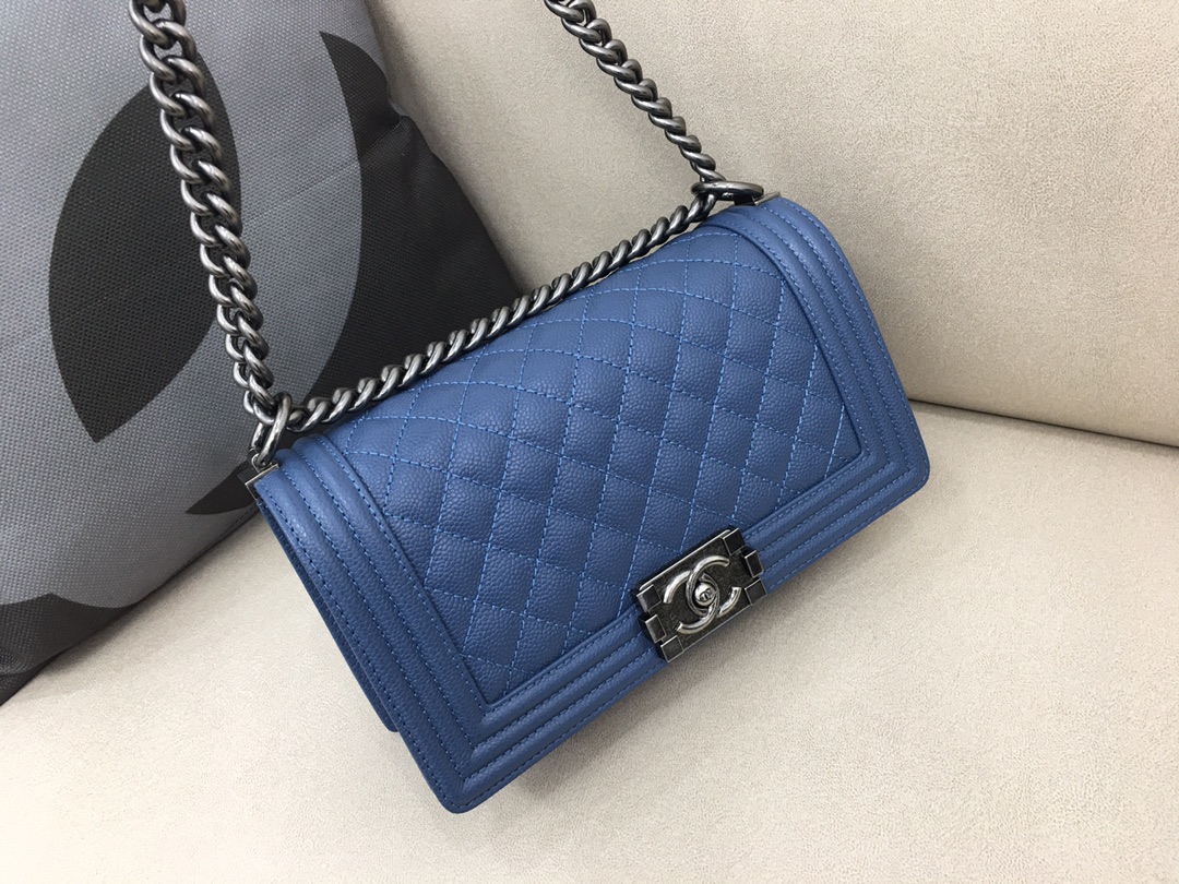 Caviar Medium Boy Handbag Flap Bag A67086 Blue